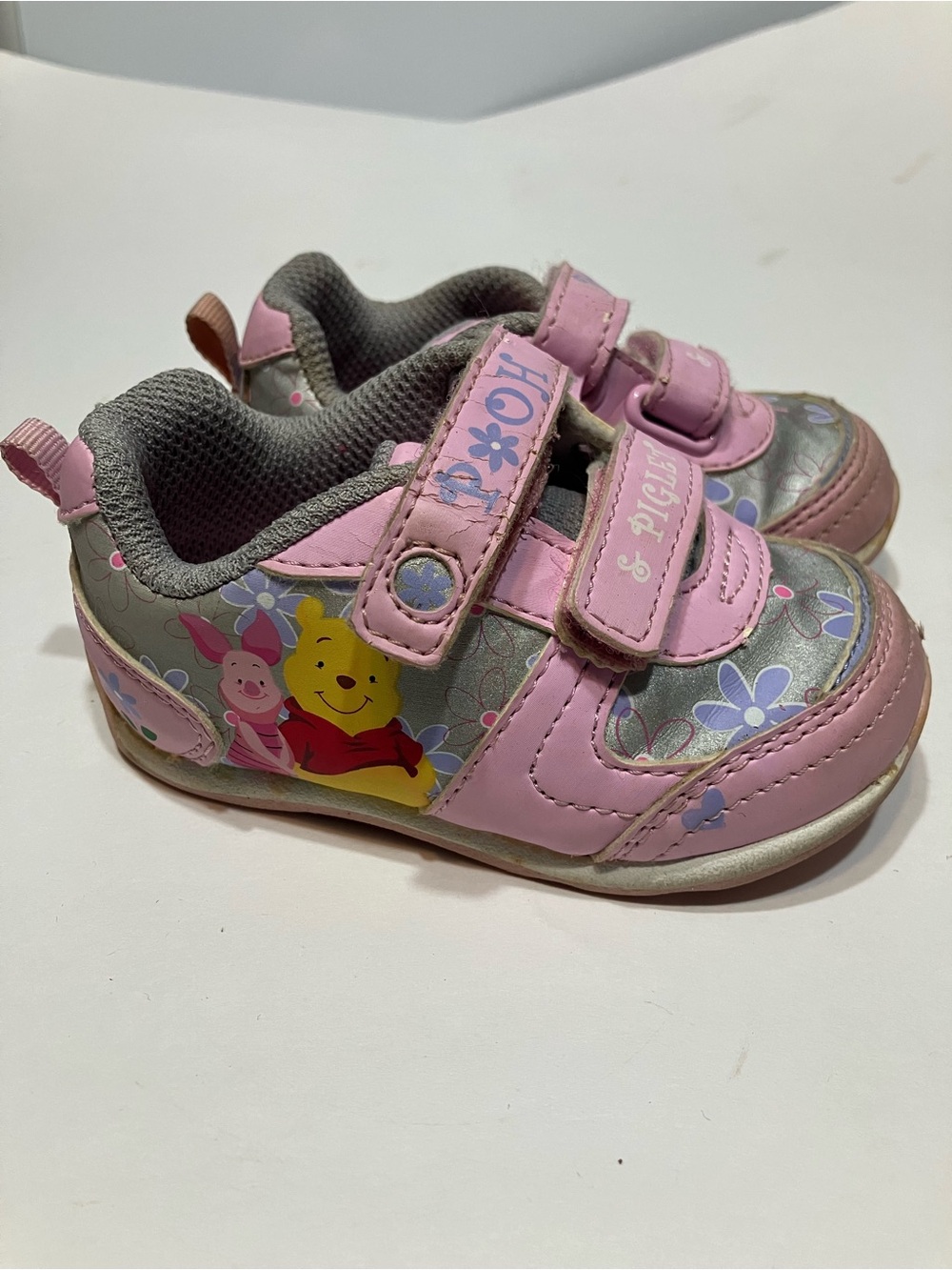 Disney Winnie the Pooh 2000/Y2k Vintage Shoes Size 4 Toddler Girl